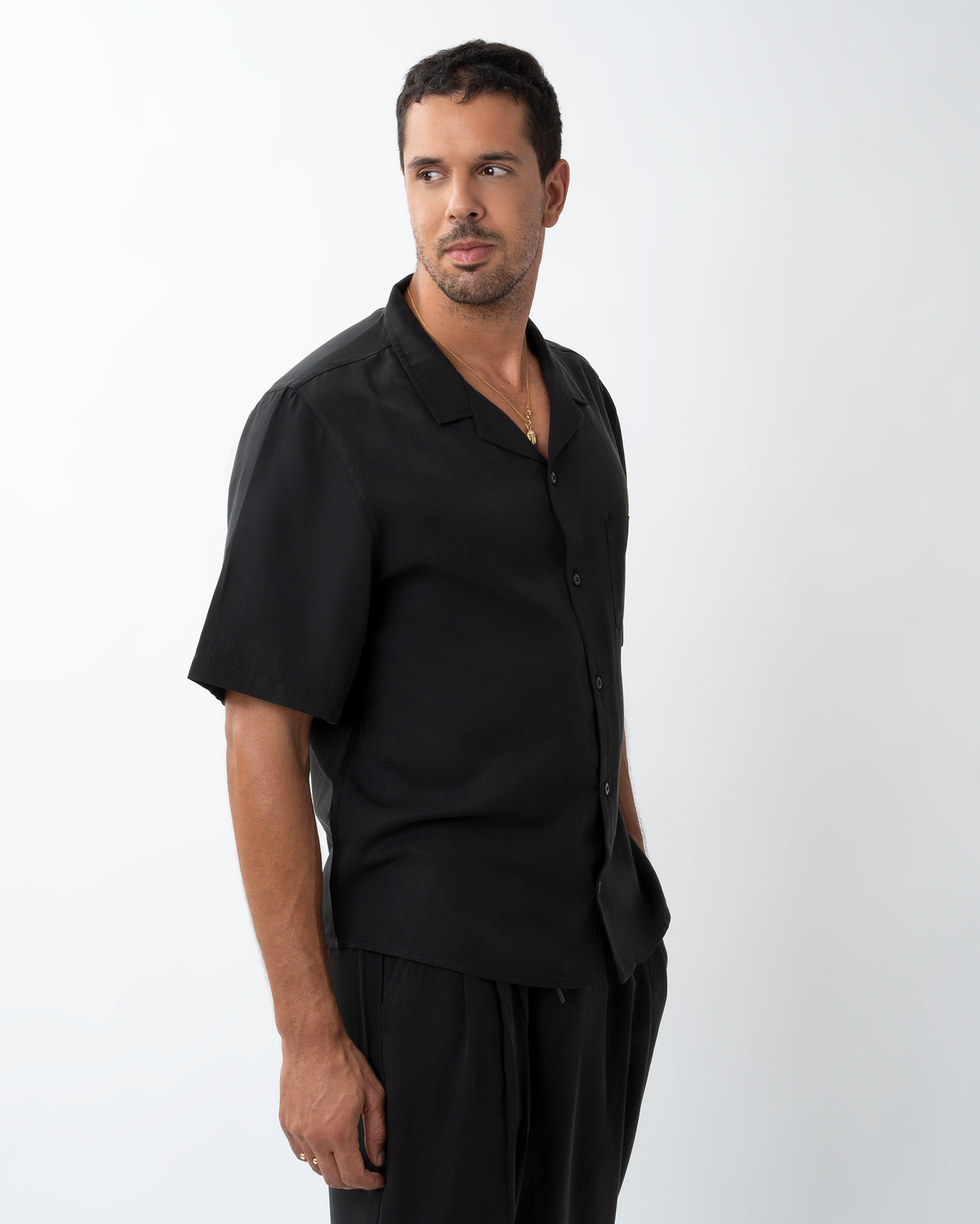 4TAILORS κοντομάνικο πουκάμισο σε μαύρο