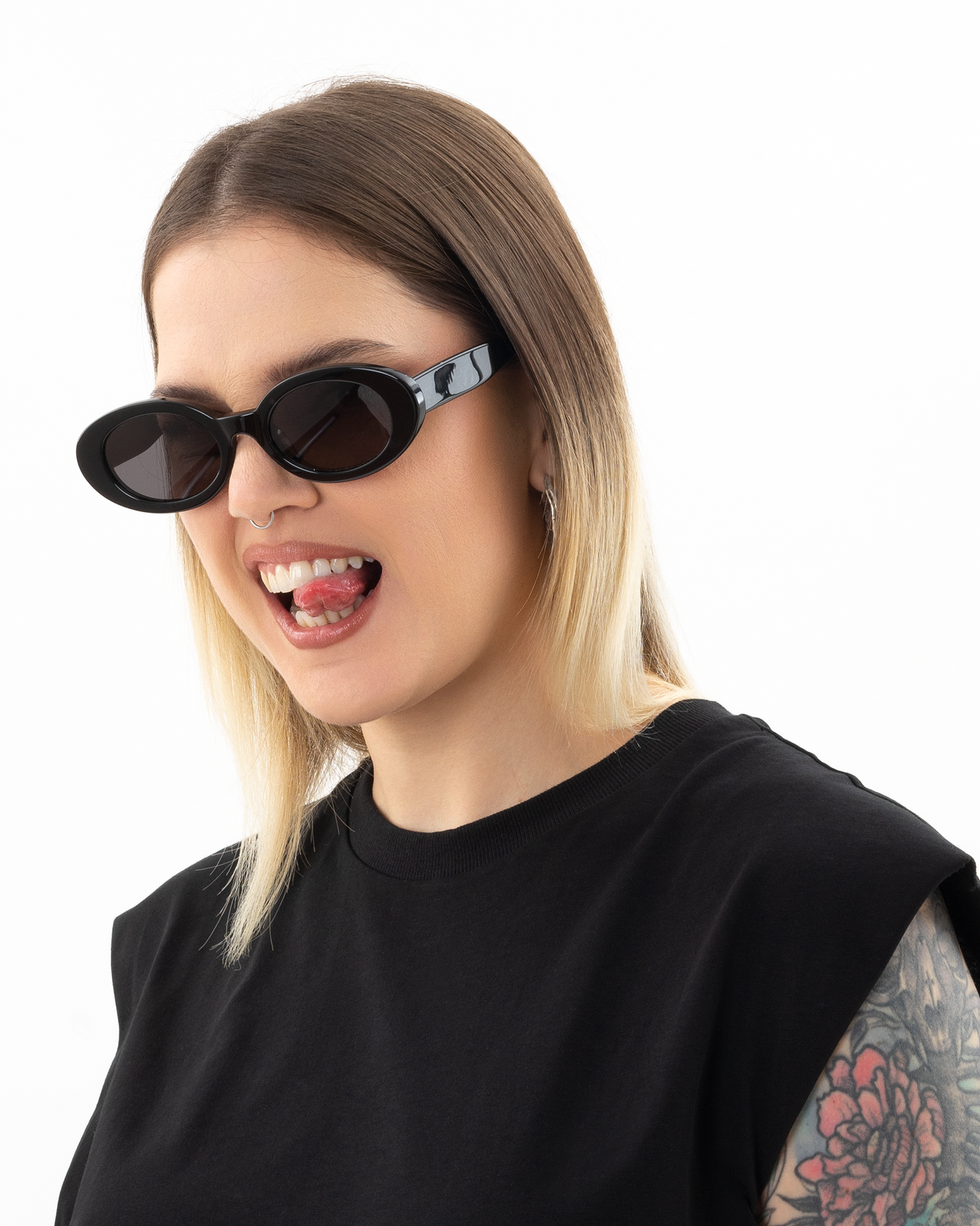 AV SUNGLASSES κοκκάλινα μαύρα οβάλ γυαλιά ηλίου