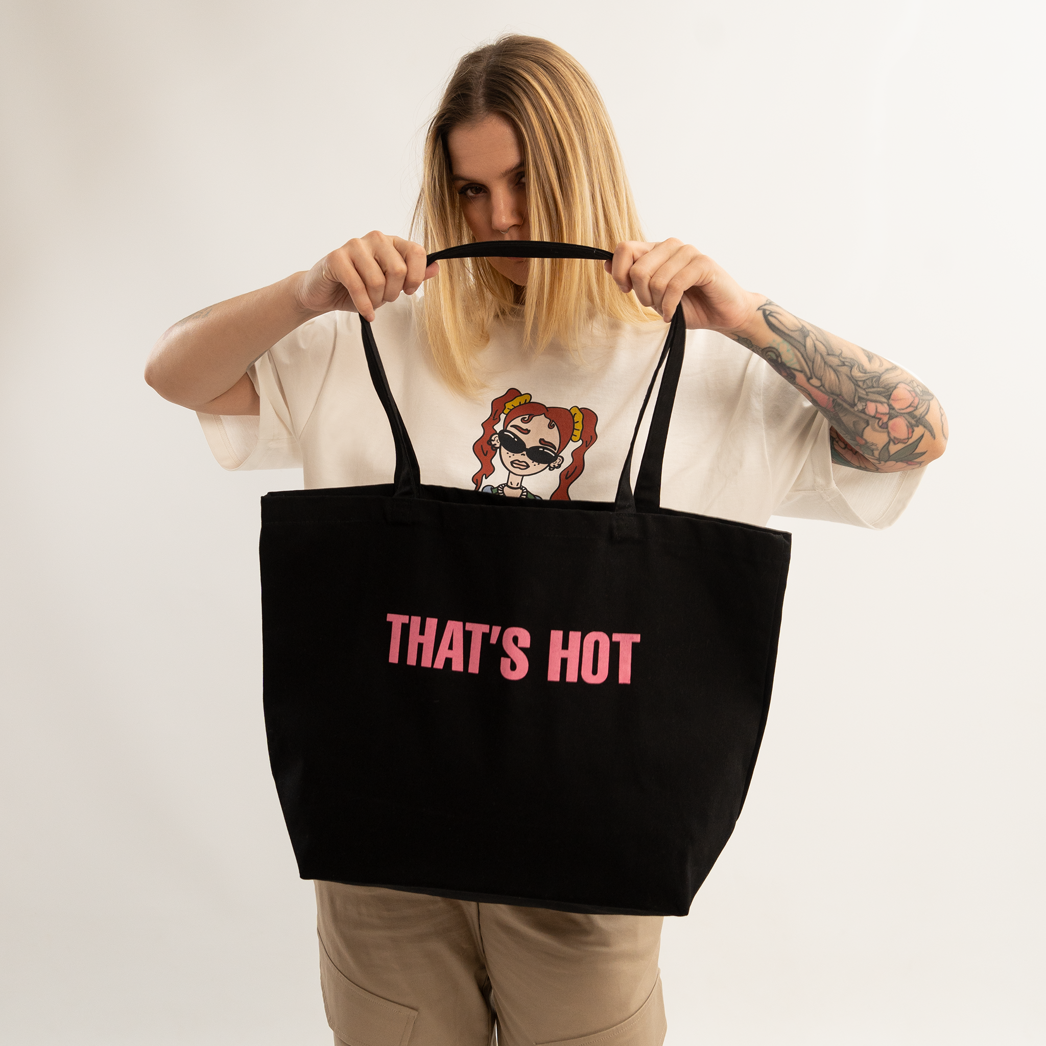 That's Hot black tote bag