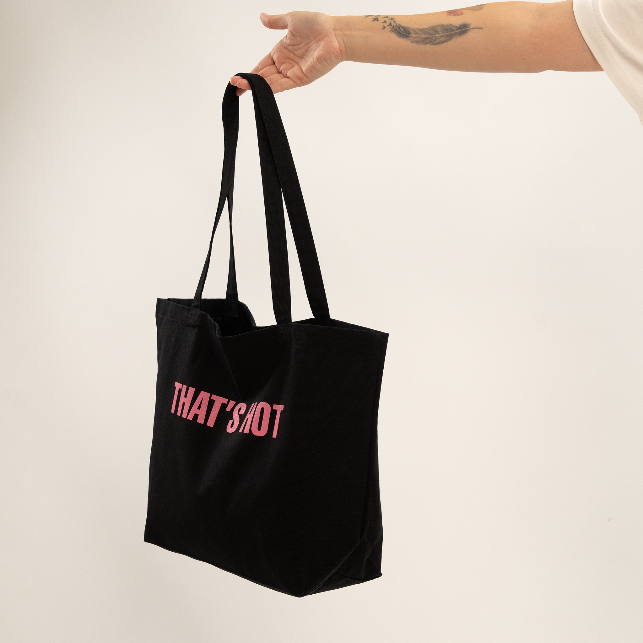 That's Hot black tote bag