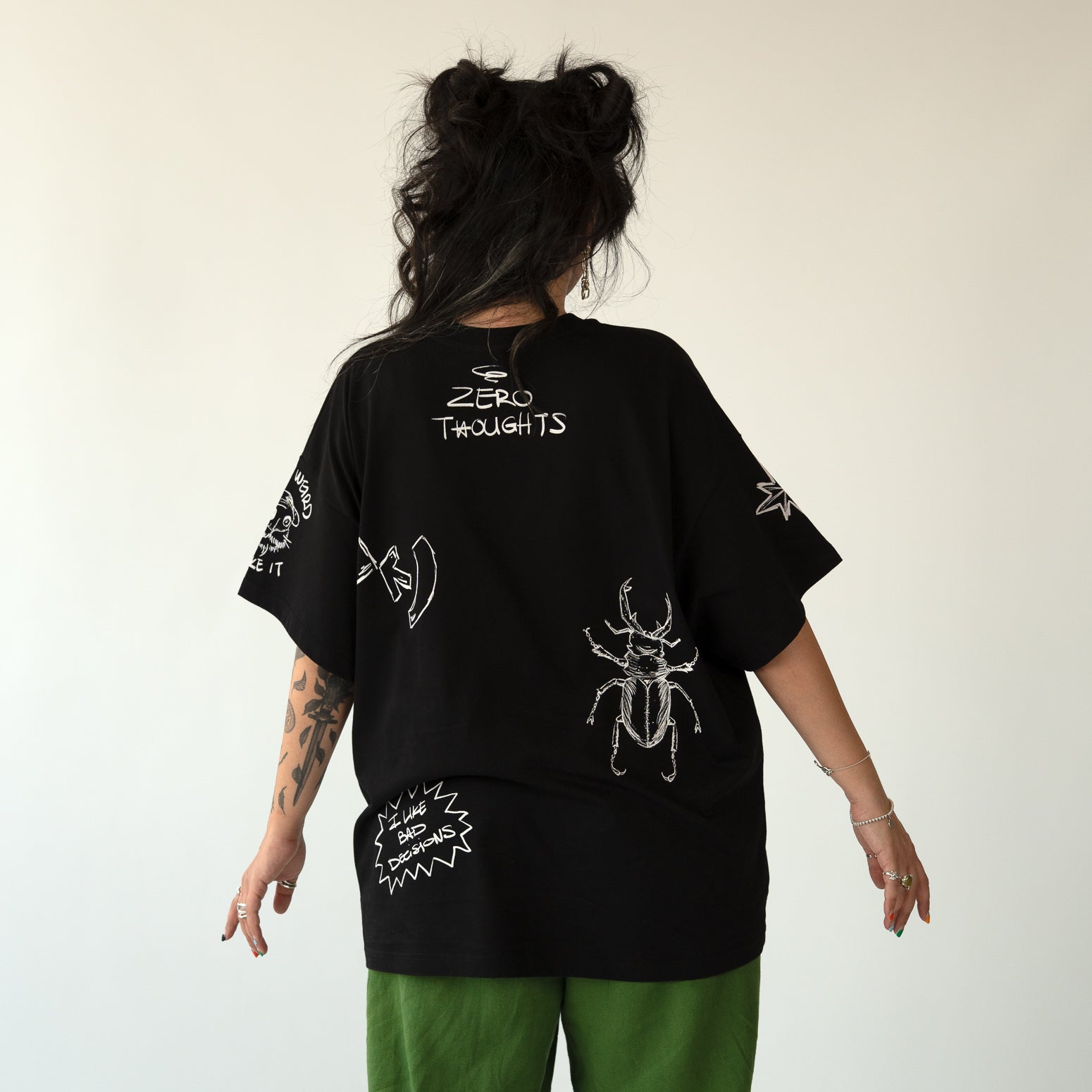 Doodle black t-shirt
