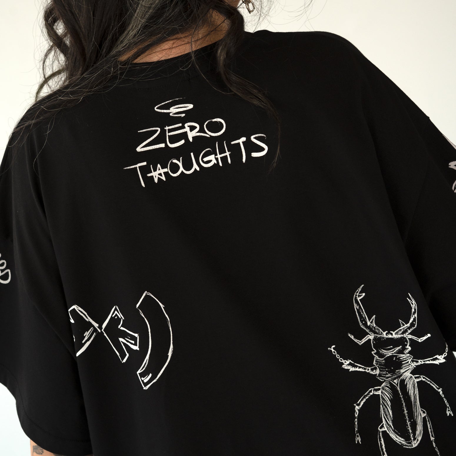 Doodle black t-shirt