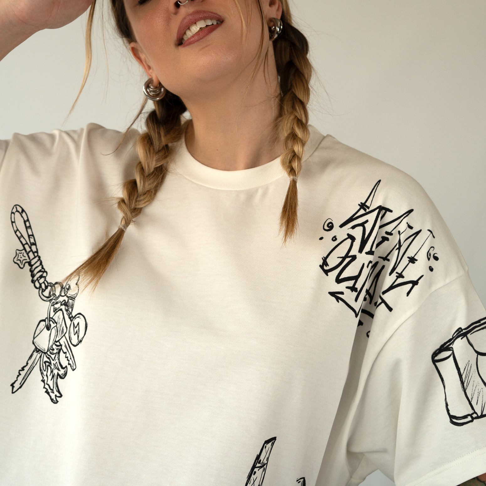Doodle off-white t-shirt