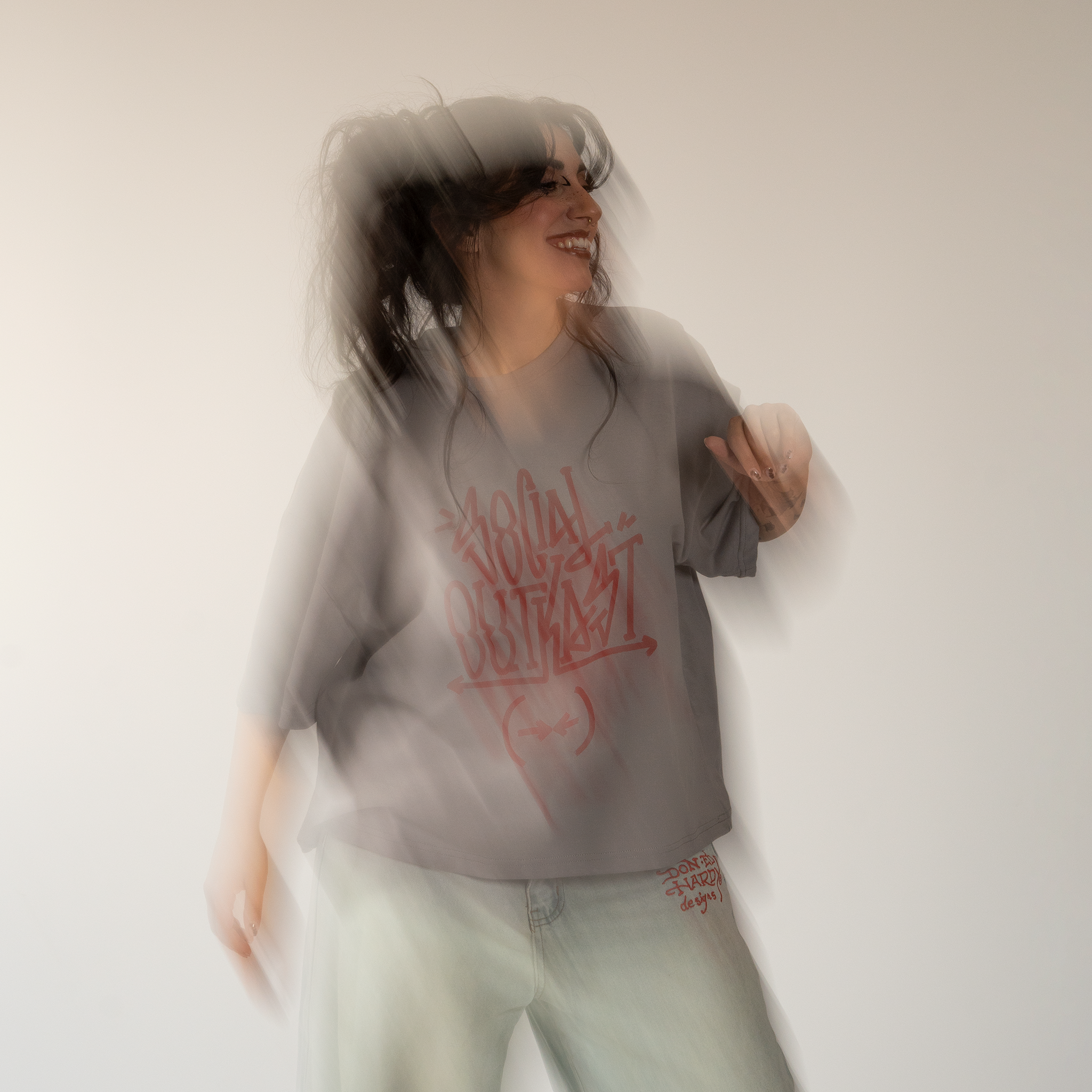 Red Tag gray t-shirt