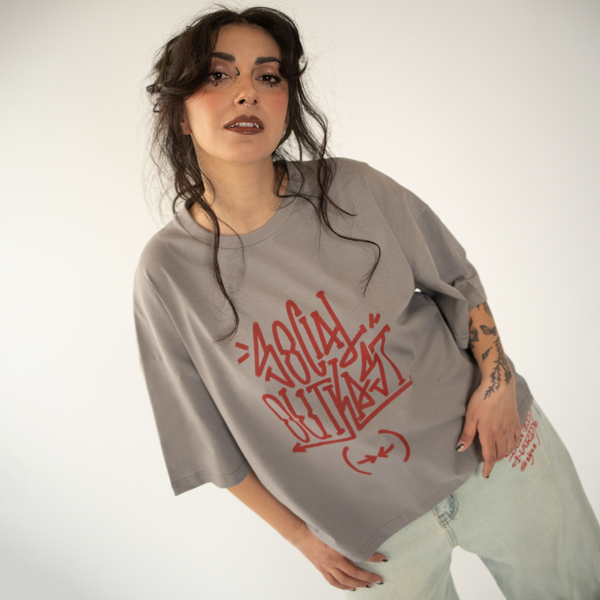 Red Tag gray t-shirt