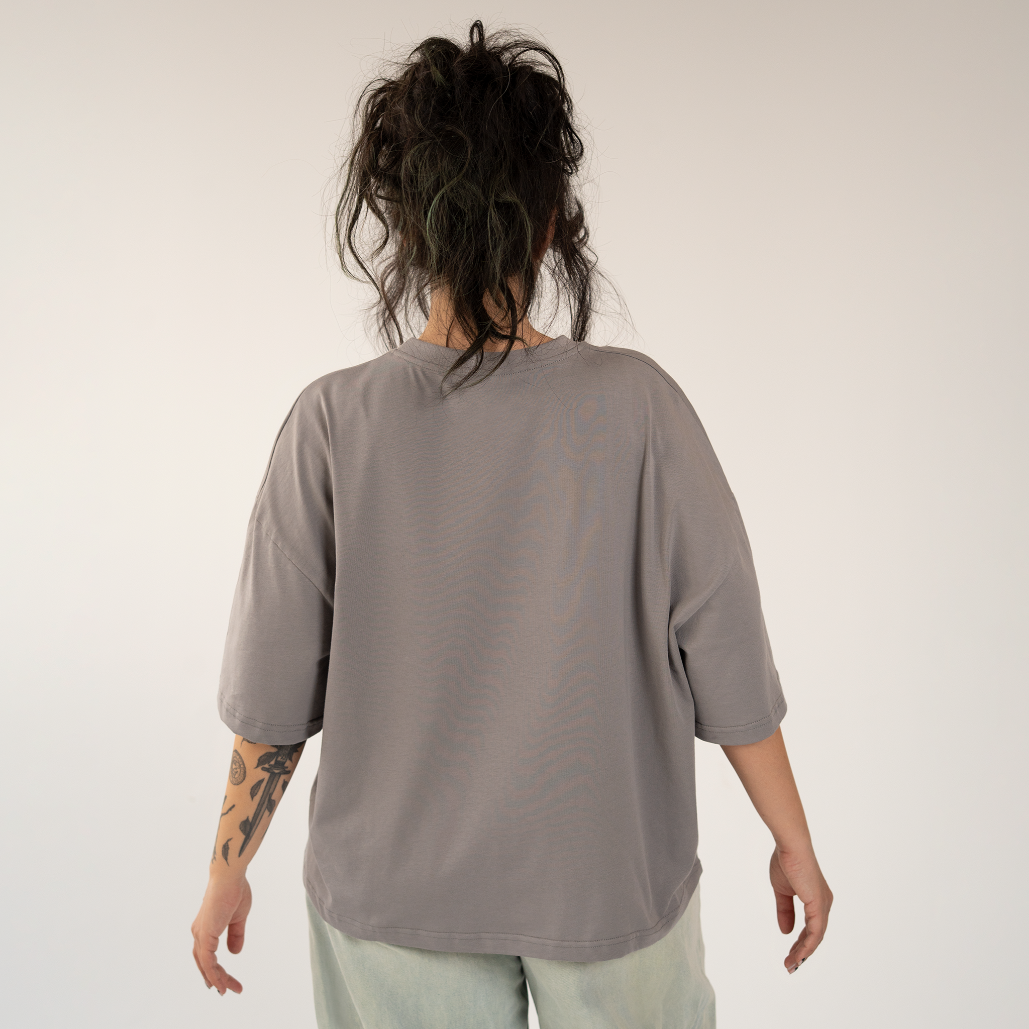 Red Tag gray t-shirt