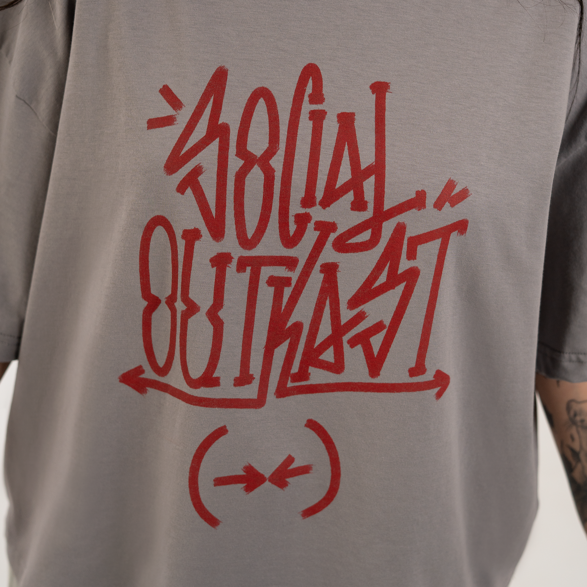 Red Tag gray t-shirt