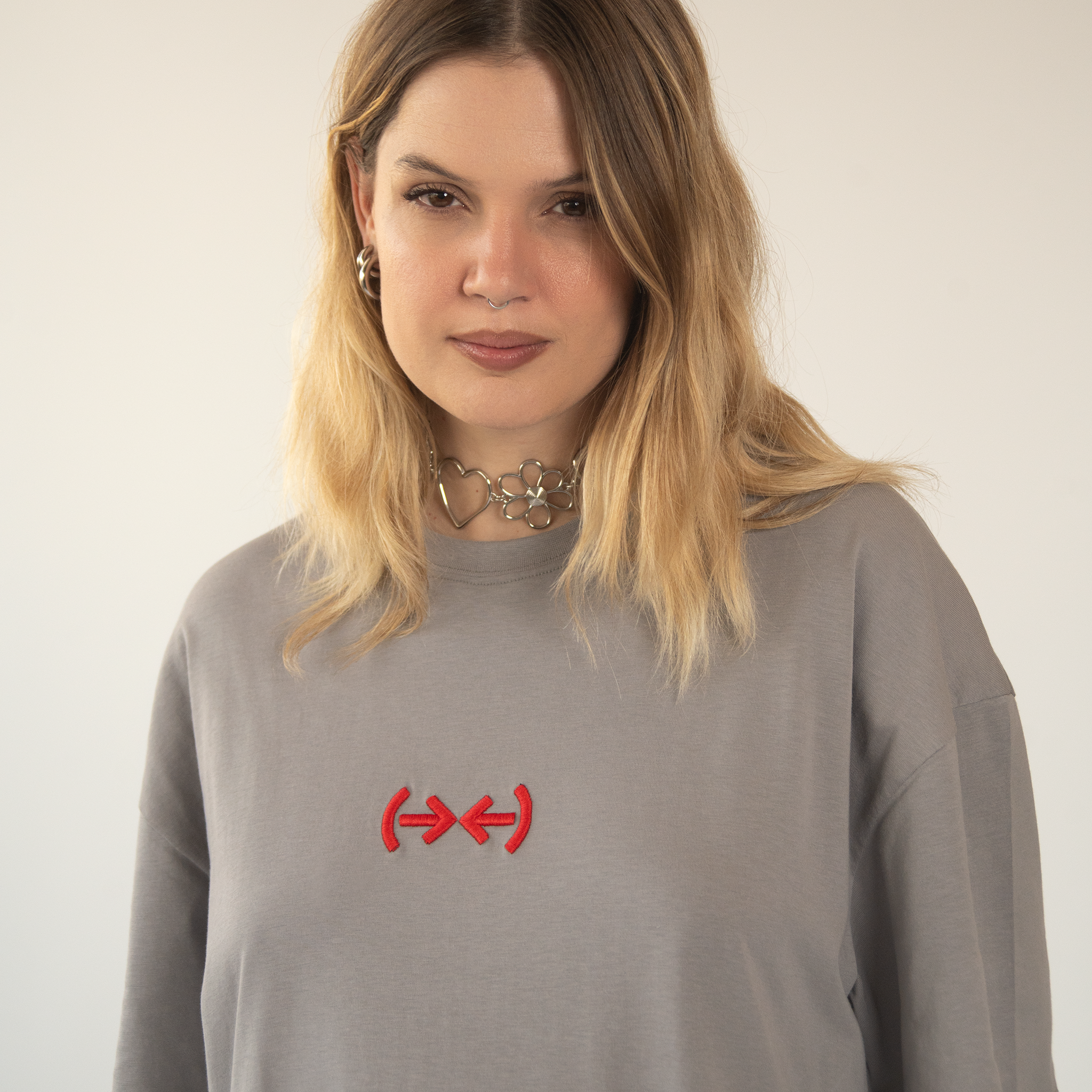 S(-><-)O gray mini dress