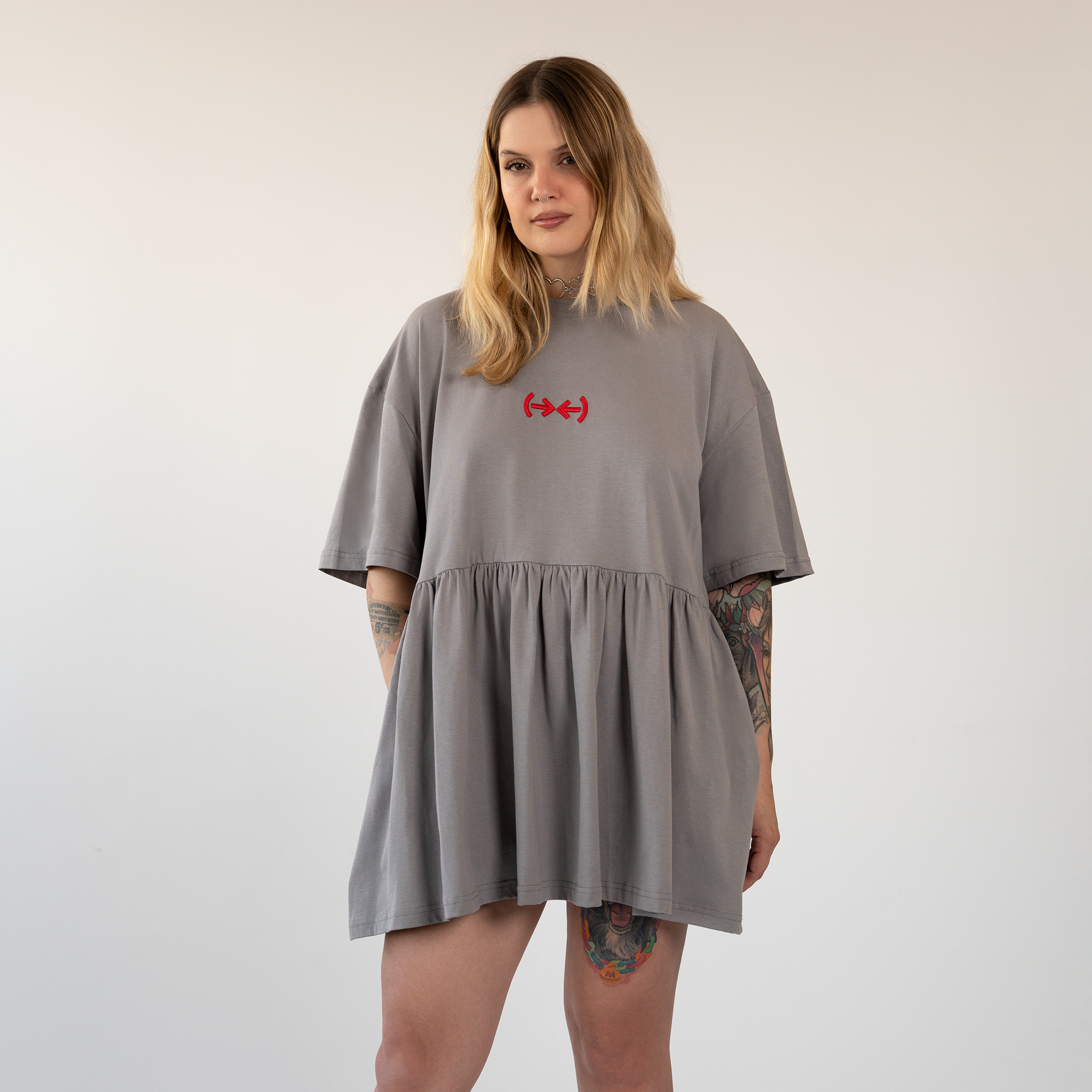 S(-><-)O gray mini dress