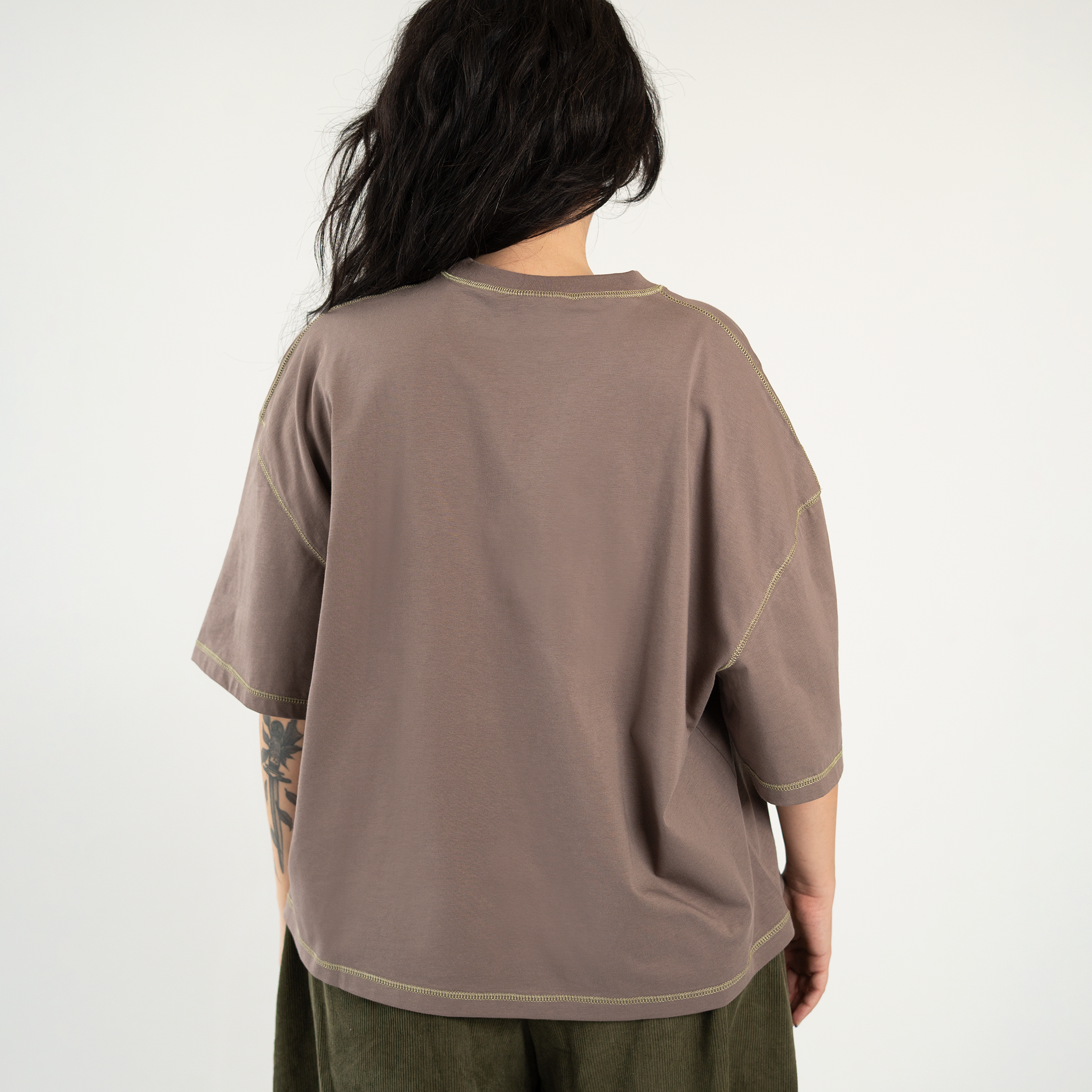 OG Kidscript brown t-shirt