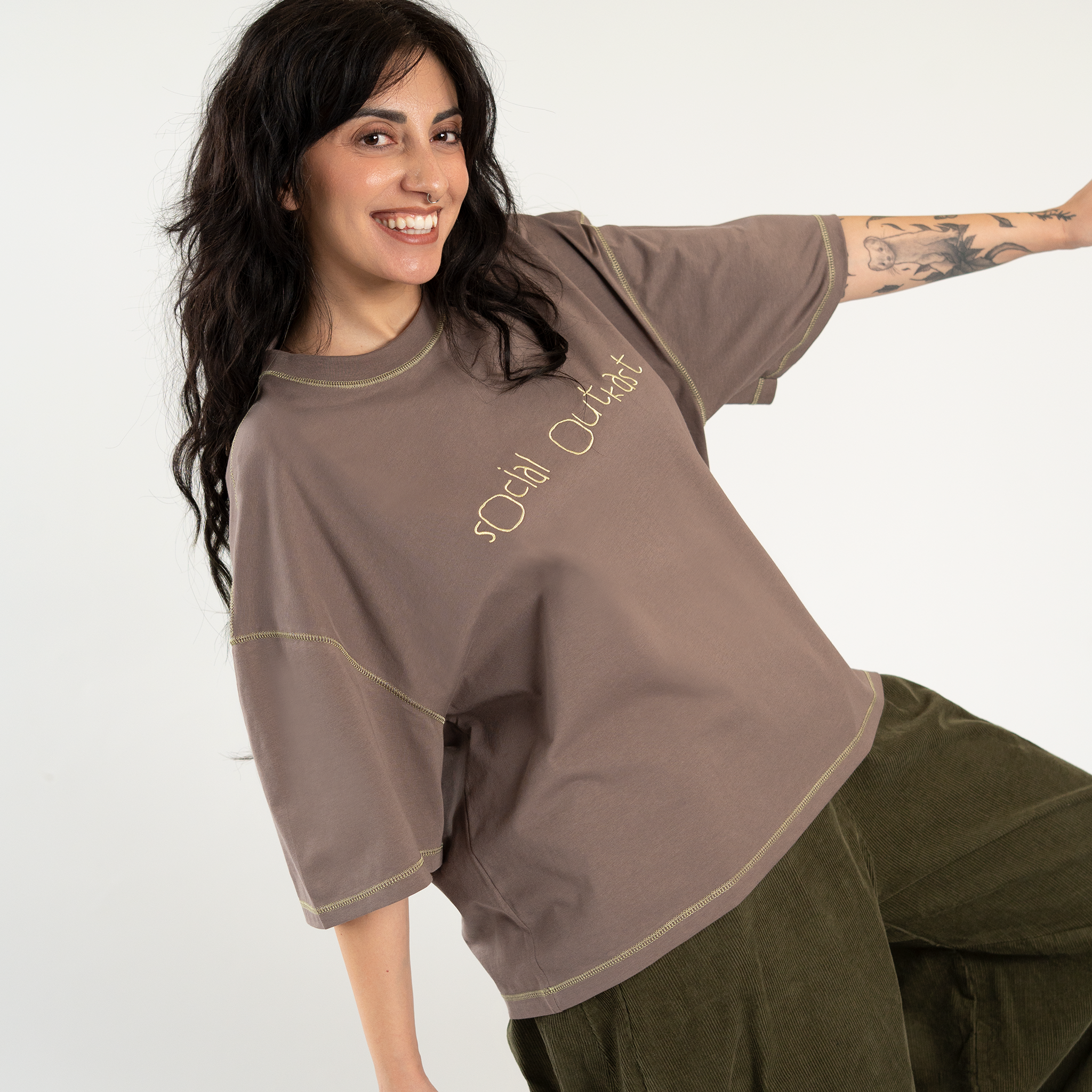 OG Kidscript brown t-shirt